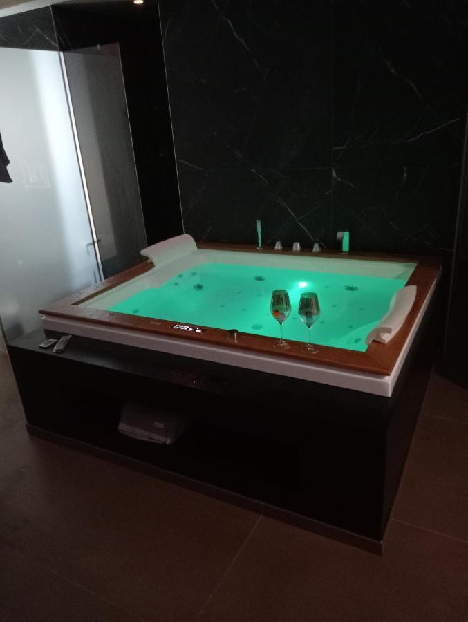 SuiteLuxurya18 Bari Extérieur photo