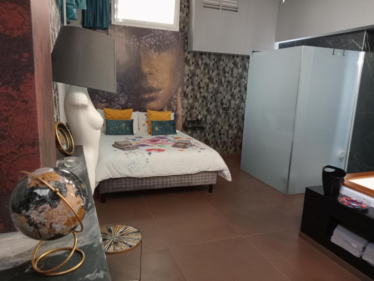 SuiteLuxurya18 Bari Extérieur photo