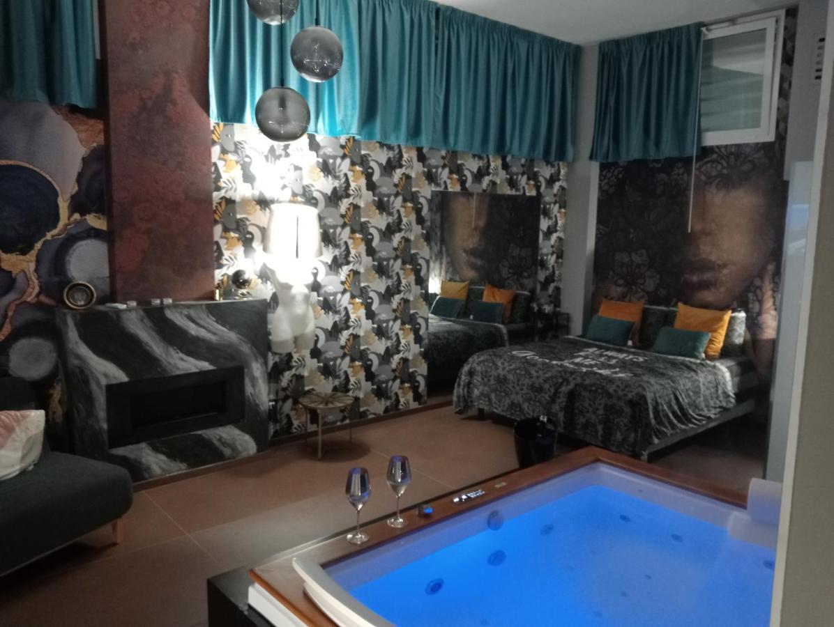 SuiteLuxurya18 Bari Extérieur photo