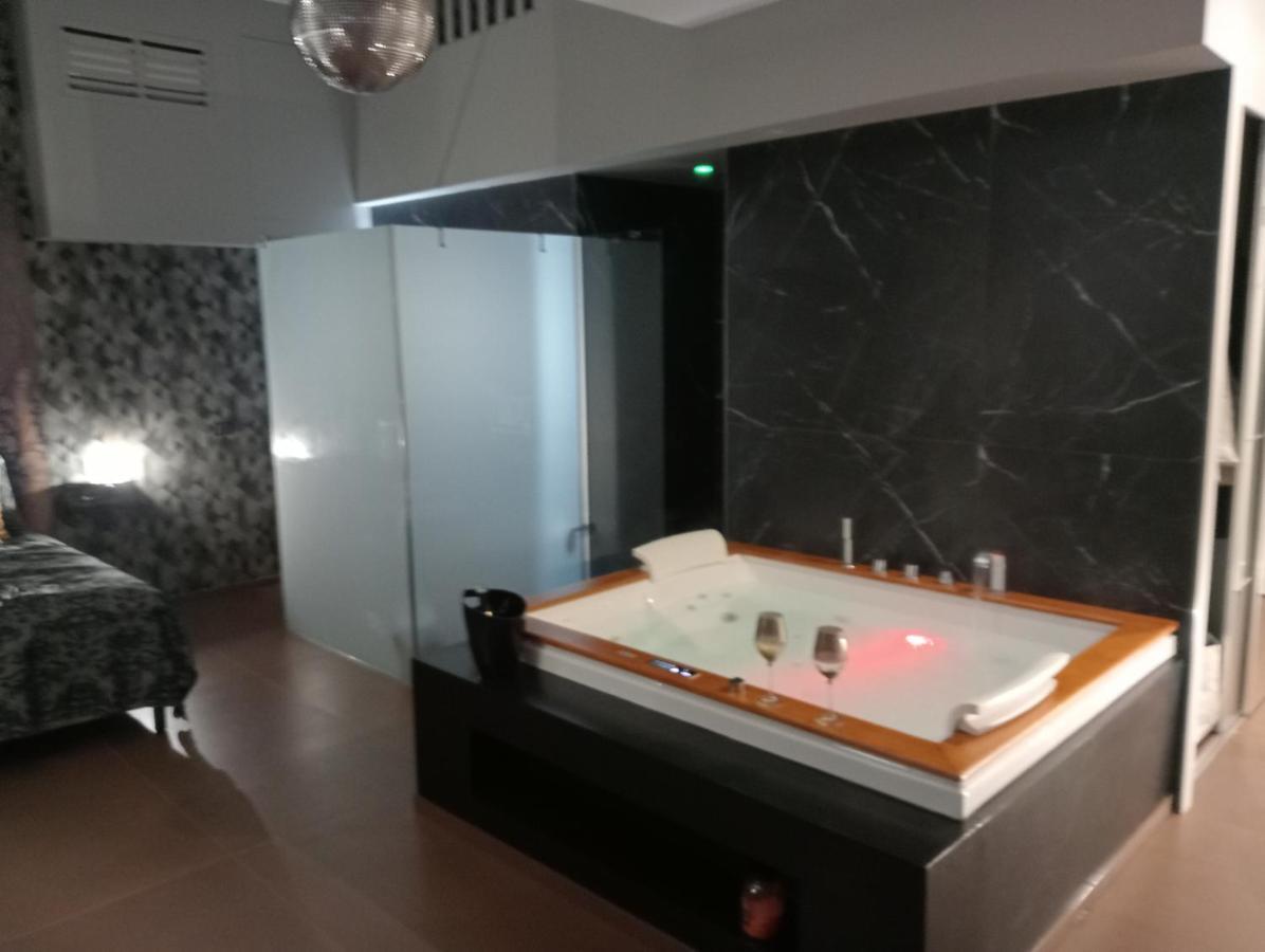 SuiteLuxurya18 Bari Extérieur photo